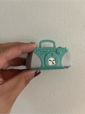 Barbie boombox accessory teal